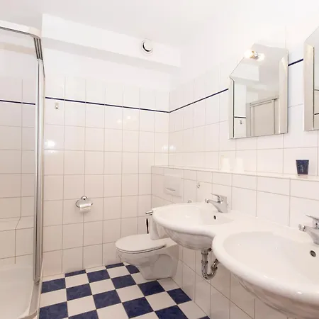 Kurpark-residenz 133 *